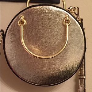 Circular crossbody